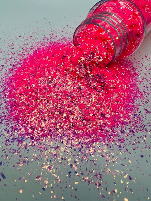 Regina- Hot Pink Crushed Glass Glitter 3-9